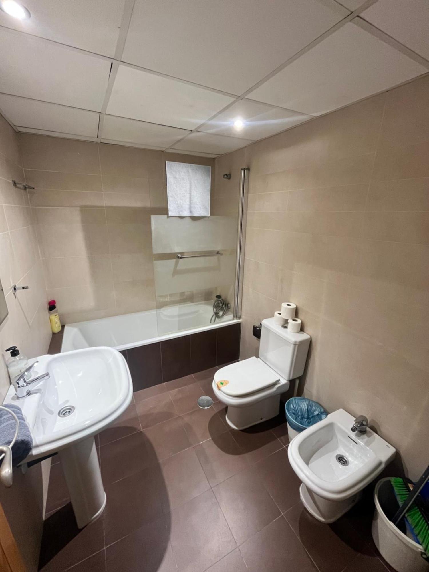 Malaga Boutique Stay - Carlos Haya Area With Parking Exterior foto